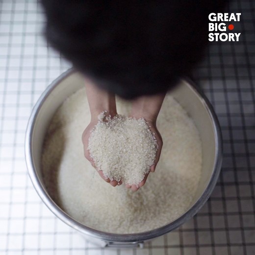 From Finland’s savory Karelian pie to Mexico’s horchata, we’re celebrating all things rice in the latest episode of “Around the World.” https://greatbig.is/31jYpfv | Great Big Story