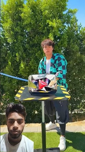 Introducing the "VitaWear SmartBand," a next-generation wearable gadget /5