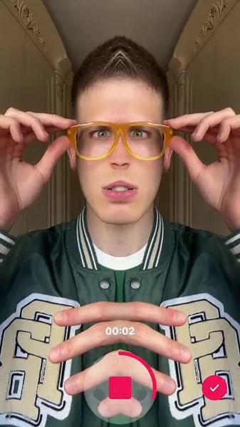 TUTORIAL Nerd finger👈🏼 #TREND 👀😂 #trend #magic #tutorial #backstage #creative #lol #shorts