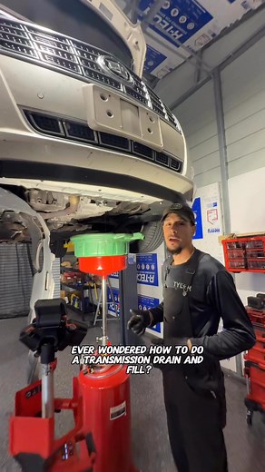How to do a “Transmission Drain & Fill” under 2 minutes 🙌🏽 #mechanic #automotive #cars #howto #carrepair | Tylerandthaliag