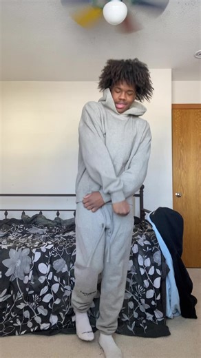 use discount code E1 at @dopesneakers.vip great shoes sell the best shoes ive ever gotten #viral #dance #fyp