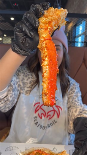 NEW NJ RESTAURANT 🦀 SEAFOOD BOIL This brand new restaurant in Central Jersey is WORTH the trip! Cap’t Loui in Edison, NJ is a brand new NJ restaurant and this is the spot to get a huge seafood boil!! They even have different sauces and spice levels so you can fully customize your meal! You have to check out this brand new NJ spot @captlouiedison #njfood #njfoodie #njeats #njrestaurants #nj | Meg Things