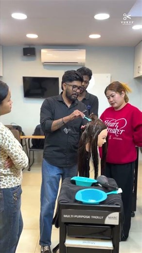 Hair Spa Training Masterclass 💆‍♀️ | Professional Hair Spa Techniques at Vurve Academy Bangalore