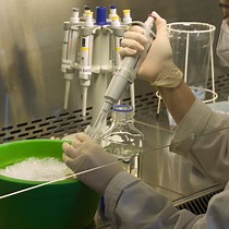 Video: Residue-Specific Exchange of Proline by Proline Analogs in Fluorescent Proteins: How "Molecular Surgery" of the Backbone Affects Folding and Stability