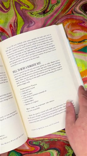 The Modern Witchcraft Spell Book - Skye Alexander - Etsy