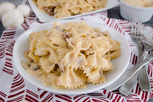 How to Cook Bowtie Pasta (Farfalle) + Easy Cream Sauce Recipe