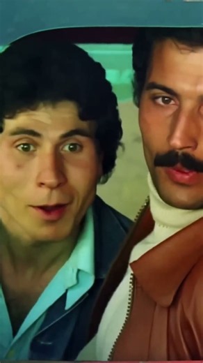 Ayıp Değil mi Elin Karısını Seyrediyorsun! #sultan #şenerşen #türkanşoray #adilenaşit #yerlifilm