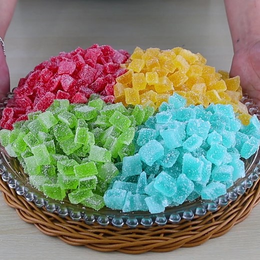 Make for the kids, super easy and delicious homemade gum drops! | Top Recipes