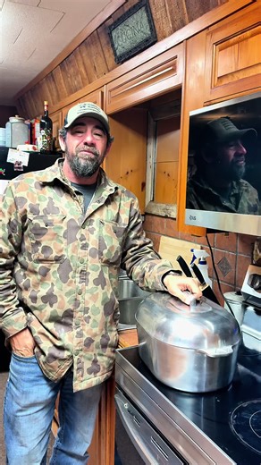 Cajun Shrimp, Crab, and Crawfish Bisque Recipe