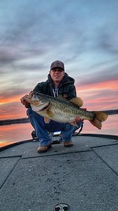 324K views · 835 reactions | It's official! Genetic testing found Toyota ShareLunker 577, the 14.57 pound bass caught at Marine Creek Lake Jan. 26, is the full sister to ShareLunker 566, caught at Marine Creek Lake in 2017. Both were stocked from the same group of ShareLunker offspring 13 years ago. Read more in our press release here: bit.ly/ShareLunker577 Video courtesy of Zach Sypert | Toyota ShareLunker Program - Texas Parks and Wildlife | Facebook