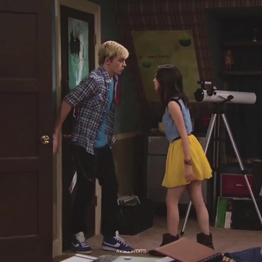 well he had to act fool tho #austinandally #auslly #austinmoon #fyp #allydawson