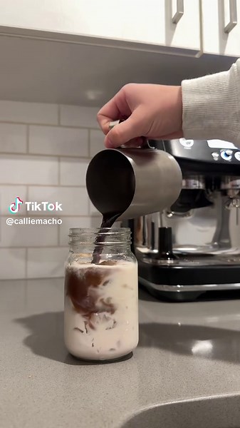 cal (@calliemacho)’s videos with original sound - lynxk