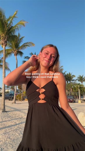 Spring break this weekend, let GOO🥳🥳☀️🥂💗🫶🐬 #springbreak #college #relatable #fyp #ootd