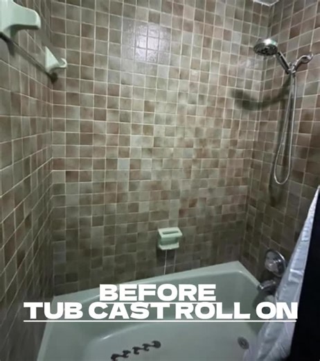 Before ➡️ After 🛁✨ Same tub. No replacement. Just refinished with our DIY kit! #TubReglazing #FYP #ForYou #OdorlessRefinishing #BathtubRemodel