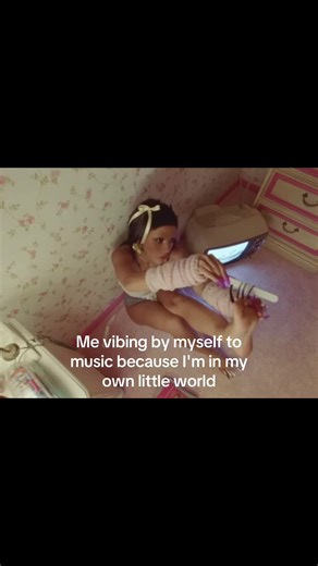 Vibing Solo: Embracing Your Own Musical Space