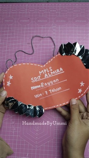 Cara membuat Papan nama / Name Tag Untuk MOS / Mpls kertas karton jilid
