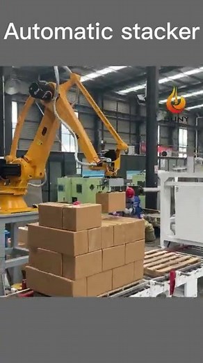 Automatic cardboard stacker machine