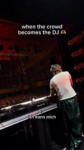 when the crowd becomes the DJ 🫶 | Felix Jaehn