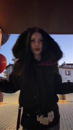 Video di claudiaa🍃 (@claudiaacapitanio) con Stories Damore Jesto Speed - speedysongs🇮🇹🍝