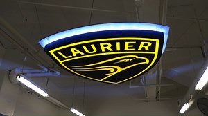 The 𝗕𝗜𝗚 reveal. 😯 Thanks to tremendous support from Peter Izzio of Izzio Financial Solutions and amazing design work by Westmount Signs & Printing, a new enhancement was unveiled for the Golden Hawks' women's hockey dressing room. ▶️ youtu.be/5xiGWqtHW9o?si=qyfzGVt40PMOjE55 📹 519 Sports Online | Wilfrid Laurier Golden Hawks