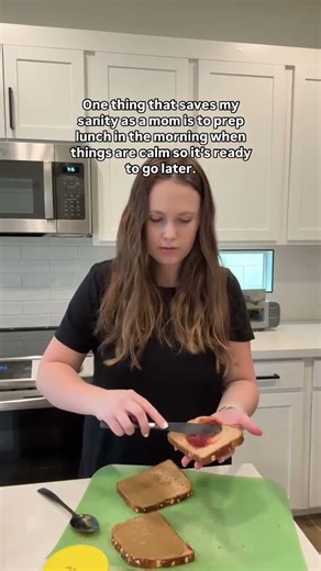 Staying one step ahead is a game changer 🙌🏼 What’s something you do as a mom to make things