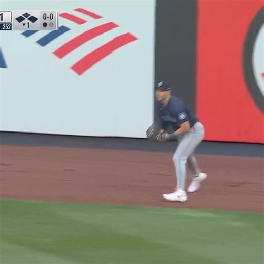 ALEX VERDUGO 2-RUN DOUBLE!! 2-0 YANKEES IN THE FIRST | Yankees Avenue