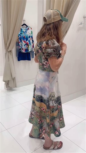 @kbgking13 Kelly modeling the new A.Peach set!!! | The Gift Solution | Facebook