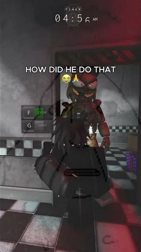 HOW AM I SUPPOSW TO KNOW IT CAN OPEN BROOO 😭🙌🙌 #roblox #robloxhorror #horror #scary #fyp