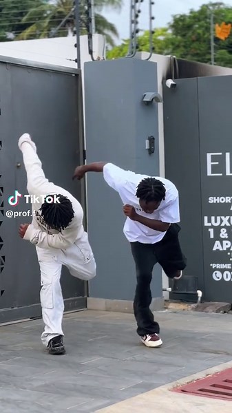 Going back is not an option. Dc: @Afr🌍networkk #proff #professionals #dwplegacy