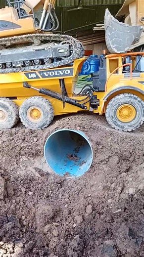 #rctrck #rctruck #rcexcavator #rccars #rccaraction #excavator #rccar #RCCat #RC #RCRC | RC Action