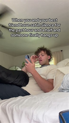 they ain’t calling me back #relatable #funny #facetime #friends #call ￼