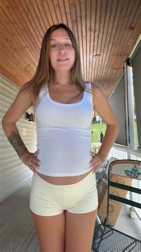 Honestly the worst part of this pregnancy is the No Botox. LOL so I shouldn’t complain about the belly. (It looks bigger in person btw) but I do feel awkward in my own body now. Not sure how everyone is just cool with these changes!???! It stresses me out???? I just don’t feel comfortable idk…. #pregnancy #pregnant #bumpdate #babybump #pregnantmama | Savingwithshayna