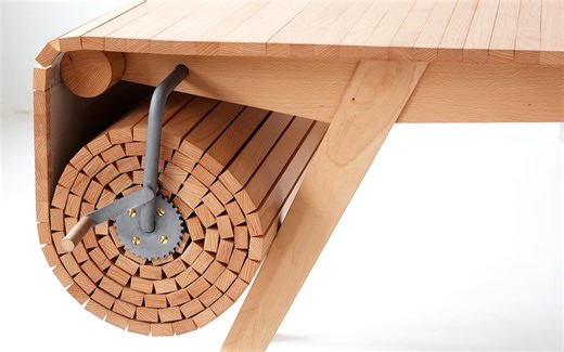 像凉席一样能卷起来的桌子，瞬间秒变4米大桌，什么原理？