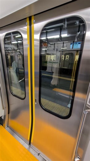 E131系800番台(N2) 半自動ドア開閉(石巻方面から見て1号車の3番右側ドア) #jr東日本 #仙石線 #ドア開閉 #e131系 #shorts