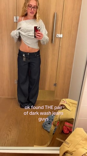 The Perfect Low Rise Jeans: A Style Guide