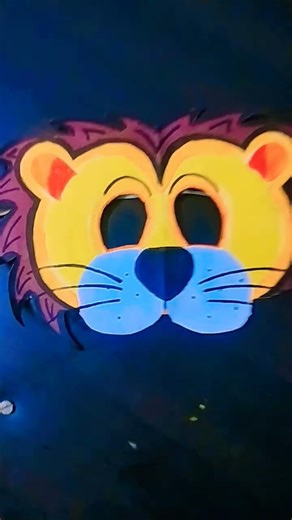 : make a lion 🦁 face mask :
