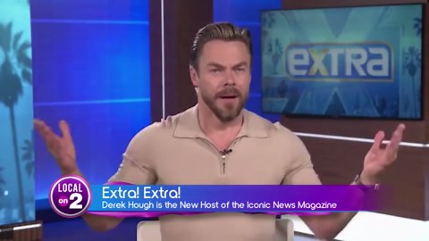Derek Hough Shows Off His Dance Moves
