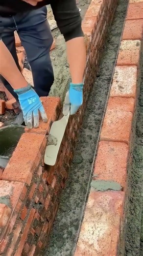 Millimeter Precision! The Old Craftsman's Bricklaying Specialty
