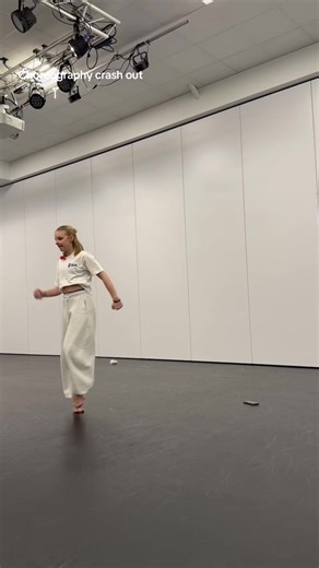 The sock saga continues along with some solo choreography 😛 #acro #choreography #lyrical #fyp #viral