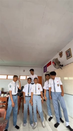 🦅🦅 #fypシ゚ #sman2pamekasan #berandatiktok #trending #a1smada