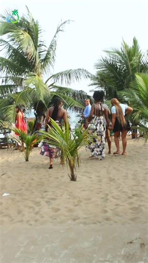 Sun, fun, and good vibes at Westside Beach Resort 🌞🌊 Enjoying the perfect blend of laughter, games, and relaxation by the shore. Every wave brings a new adventure and every smile is a cherished memory Come join us and make the most of this beautiful day :: :: #westsidebeach #beachfuns #beachparty #beachlife #partytime