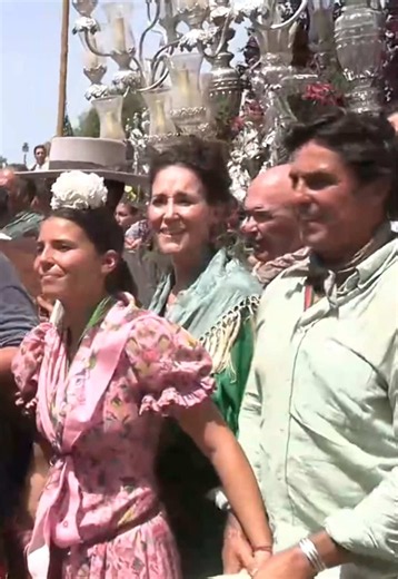 El momento más emotivo entre padre e hija de Fran y Tana Rivera durante El Rocío 🐴 #franrivera #tanarivera #elrocio #padre #hija
