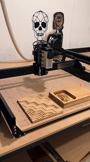 Máquina CNC S23B - Área de trabajo 750x750mm - Grabados en madera