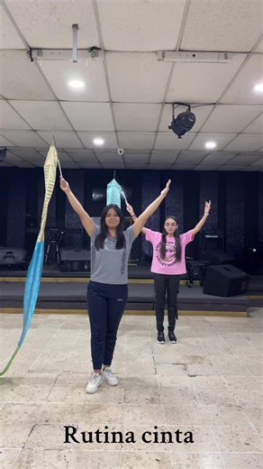 Rutina de Danza con Cinta: Coreografías Cristianas