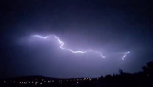 33K views · 959 reactions | Did you get woken up by the storm last night? ⚡⛈️ George Vickers captured this footage from New Town in the wee hours, as the storm washed over Hobart. Yikes! : George Vickers. | ABC Hobart | Facebook