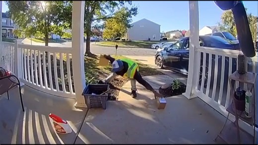 'Makes you feel uneasy' | Man reacts to porch pirate snatching package off porch