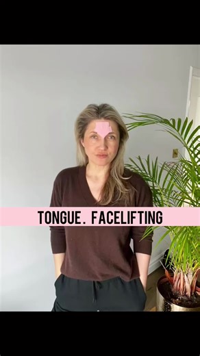 Natural Facelifting Techniques with Face Massage