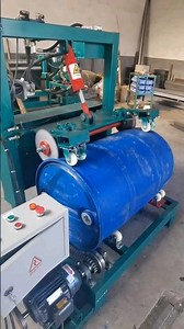 Cutting and decomposition of chemical raw material storage tank