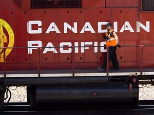 At Canadian Pacific Railway, finance chief is a 'lesser role' according to interim replacement