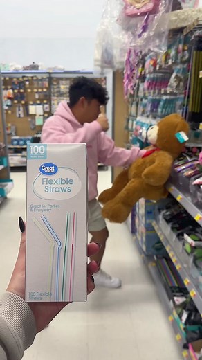 3 Easy Magic Tricks Tutorial: Learn How to Amaze with Straws, Napkins, and Pens!